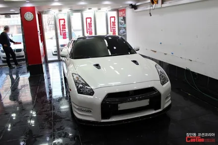 슈퍼카에도 잘 어울리는 하이그로시 루프스킨! 닛산 GT-R 탑폴리에 루프스킨 시공 - 장안동 코션 / 동대문,광진구,중랑구