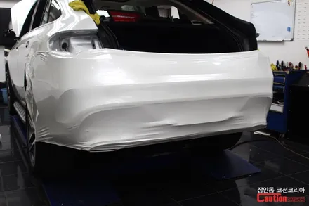 벤츠 GLE 쿠페 (GLE 350d) 카스킨, 유광화이트 전체랩핑 시공 - 장안동 코션 / 동대문,광진구,중랑구