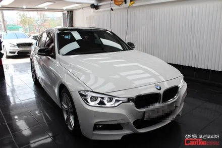 BMW 330i 자동차 루프스킨 시공, 3M 1080 유광블랙 - 장안동 코션 / 동대문,광진구,중랑구