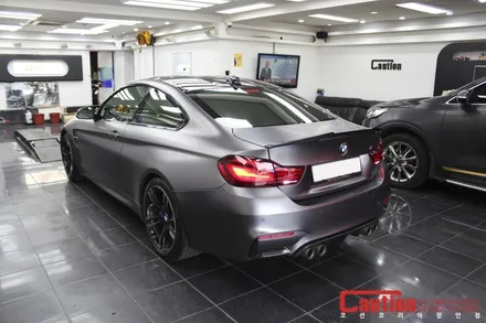 BMW M4 사틴다크그레이 전체랩핑 / 동대문,광진구,중랑구