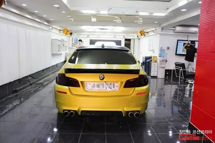 BMW 520d 카스킨 사틴옐로우 전체랩핑 - 장안동 코션 / 동대문,광진구,중랑구