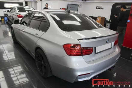 BMW 320d 사틴블랙으로 갈아입은 블랙슈트 풀랩핑 / 동대문,광진구,중랑구