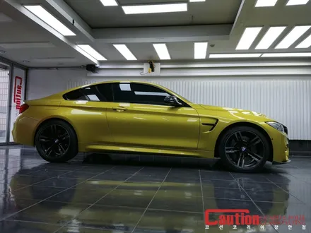 BMW M4 택시처럼 랩핑하면 어떨까?! 상큼 발랄한 유광 오렌지 / 동대문,광진구,중랑구