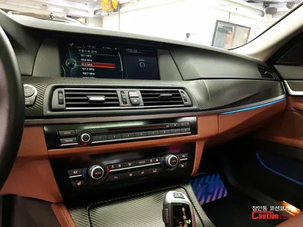 중고차도 새 차 처럼 !? 신비한 자동차 랩핑의 세계, BMW 5시리즈 PPF 생활보호패키지 + 윈도우몰딩 랩핑 + 실내랩핑 (3D카본랩핑) - 장안동 코션 / 동대문,광진구,중랑구