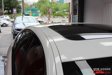 BMW 5시리즈 루프스킨 : 3M 유광블랙 - 장안동 코션 / 동대문,광진구,중랑구