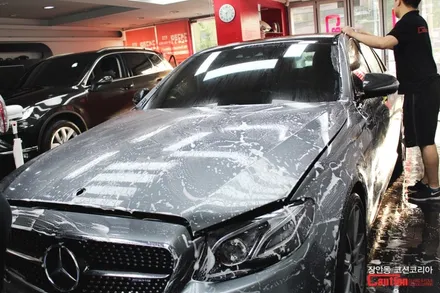 벤츠 E43 AMG 사틴다크그레이 랩핑 - 장안동 코션 / 동대문,광진구,중랑구