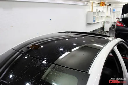 KPMF 탑폴리에 필름으로 랩핑한 루프스킨의 퀄리티는 세계 최고! BMW 3시리즈 하이그로시 필름 루프스킨 시공 - 장안동 코션 / 동대문,광진구,중랑구