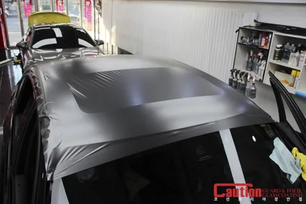 BMW (F30) 320d 실크같이 소프트한 사틴다크그레이 전체 랩핑 시공 / 동대문,광진구,중랑구