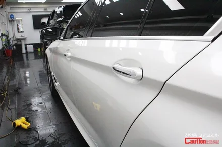BMW 520d 카스킨, 유광화이트 전체랩핑 - 장안동 코션 / 동대문,광진구,중랑구