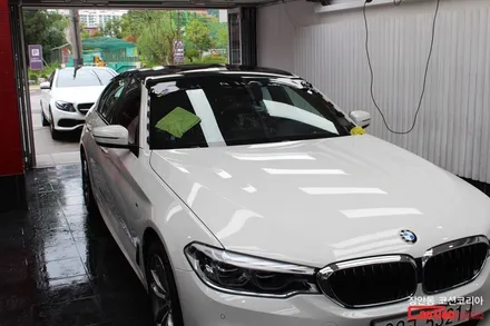 BMW 5시리즈 루프스킨 : 3M 유광블랙 - 장안동 코션 / 동대문,광진구,중랑구