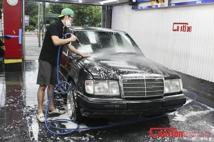 W124의 놀라운 부활! 벤츠 300E의 리스토어 사틴블랙 전체랩핑 / 동대문,광진구,중랑구