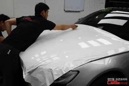 아우디 RS6 카스킨, 유광화이트 전체랩핑 - 장안동 코션 / 동대문,광진구,중랑구