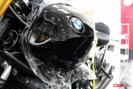 BMW R 나인 T (R Nine T) 퓨엘탱크, 기름통, 주유구 카울 보호필름 PPF 시공 - 코션 코리아 장안점 / 동대문,광진구,중랑구