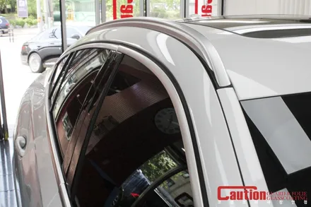 BMW X6 윈도우크롬과 그릴, 루프랙까지 블랙으로 부분랩핑 / 동대문,광진구,중랑구