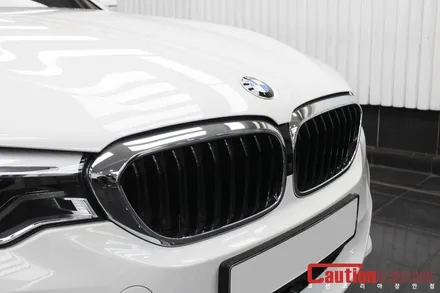 BMW 520d 순정지향적인 드레스업 튜닝. 랩핑으로 한번에 해결 / 동대문,광진구,중랑구