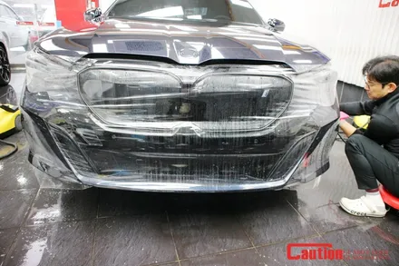 BMW i5 돌빵으로부터 지켜주는 본넷 범퍼 라이트 PPF / 동대문,광진구,중랑구