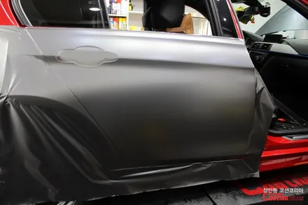 반무광 랩핑의 매력에 빠져보자! BMW 320d 사틴그레이 전체랩핑 / 동대문,광진구,중랑구