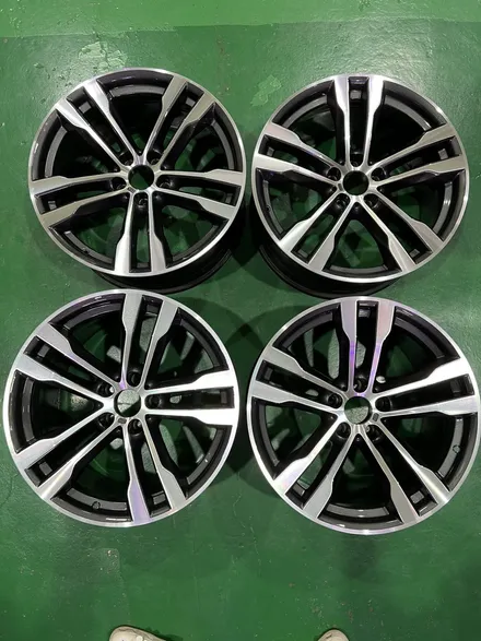 대구 휠복원 대구 휠도색 대구 휠수리 타이어 전문 휠플레이[BMW X5 순정 20인치 다이아몬드컷팅 휠복원 입니다.] / 대구 서구 평리동