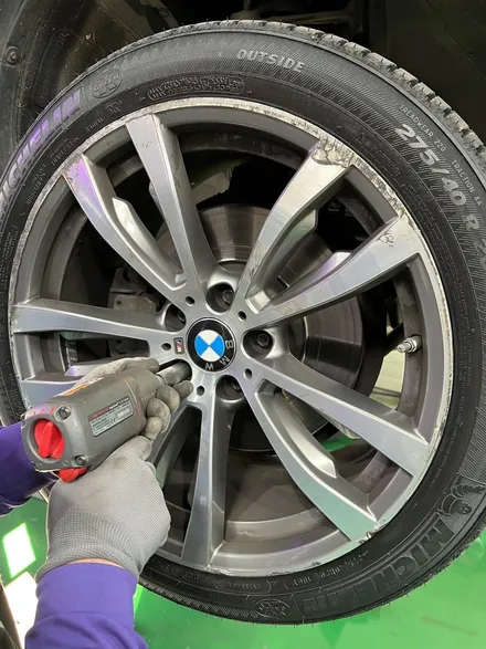 대구 휠복원 대구 휠도색 대구 휠수리 타이어 전문 휠플레이[BMW X5 순정 20인치 다이아몬드컷팅 휠복원 작업입니다.] / 대구 서구 평리동
