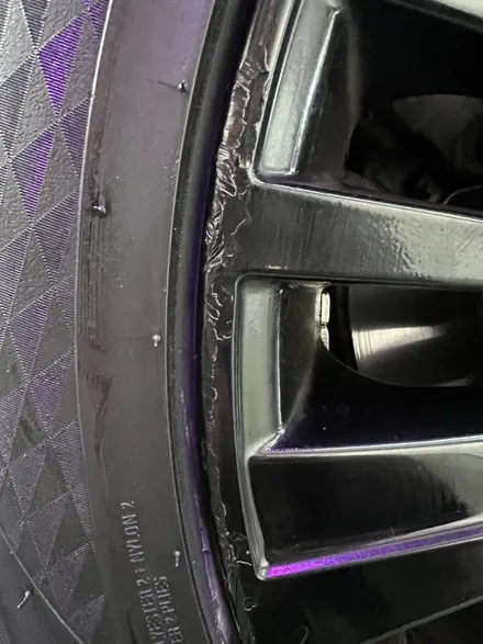 대구 휠복원 대구 휠도색 대구 휠수리 타이어 전문 휠플레이[BMW GT5 순정 19인치 실버 휠도색 작업입니다.] / 대구 서구 평리동