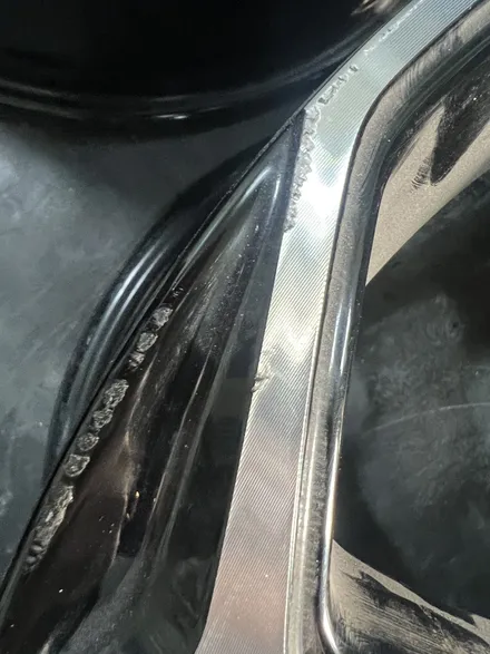 대구 휠복원 대구 휠도색 대구 자동차 휠수리 잘하는 곳 휠플레이 타이어 전문[쉐보레 트레일블레이저 순정 18인치 블랙펄유광 휠도색 작업입니다.] 대구 휠복원 성지 / 대구 서구 평리동