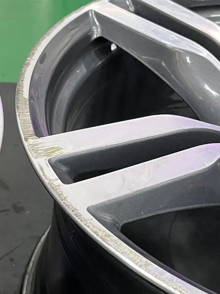 대구 휠복원 대구 휠수리 대구 휠도색 전문샵 휠플레이 [BMW 740 순정 20인치 다이아몬드컷팅 휠복원 작업입니다.] / 대구 서구 평리동