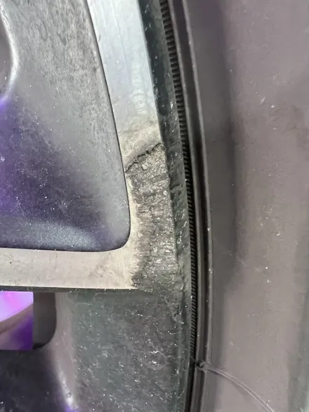대구 휠복원 대구 휠도색 대구 휠수리 타이어 전문 휠플레이[벤츠 E63 AMG 순정 20인치 다이아몬드컷팅 휠복원 작업입니다.] / 대구 서구 평리동