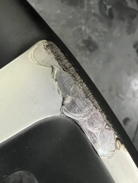 대구 휠복원 대구 휠도색 대구 자동차 휠수리 잘하는 곳 타이어 전문[애스터마틴 뱅퀴시 s 순정 20인치 블랙무광 휠도색 작업입니다.] / 대구 서구 평리동