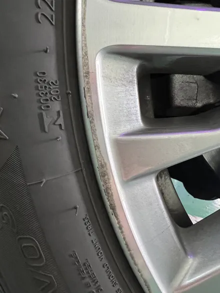 대구 휠복원 대구 휠도색 대구 휠수리 타이어 전문 휠플레이[BMW 3시리즈 순정 18인치 다이아몬드컷팅 휠복원 작업입니다.] / 대구 서구 평리동