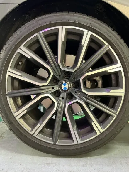 대구 휠복원 대구 휠도색 대구 휠수리 타이어 전문 휠플레이[BMW 7시리즈 순정 20인치 블랙펄유광 휠도색 작업입니다.] / 대구 서구 평리동