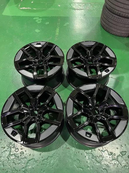 대구 휠복원 대구 휠도색 대구 휠수리 타이어 전문 휠플레이[BMW 7시리즈 순정 20인치 블랙유광 휠도색 작업입니다.] / 대구 서구 평리동