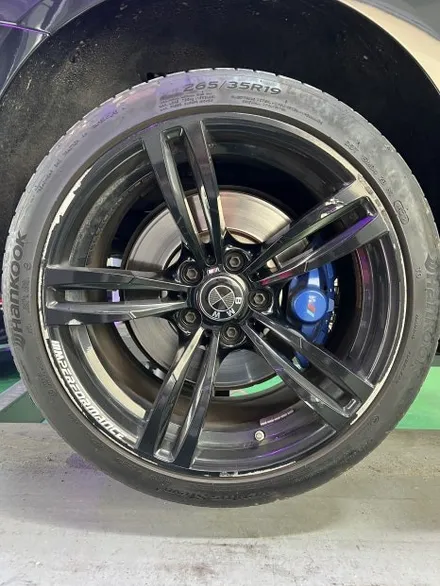 대구 휠복원 대구 휠도색 대구 자동차 휠수리 잘하는 곳 휠플레이 타이어 전문[BMW 4시리즈 순정 19인치 블랙반무광 매트블랙 휠도색 작업입니다.] / 대구 서구 평리동