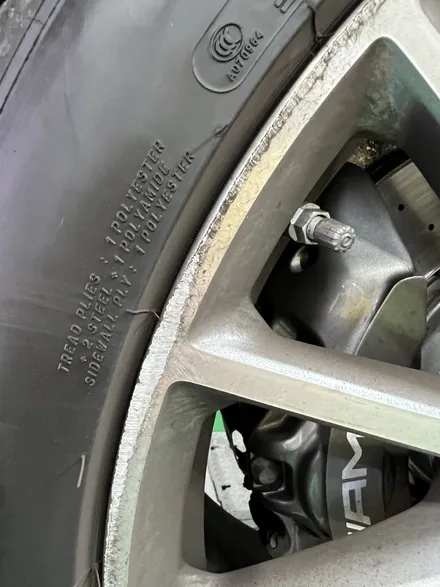 대구 휠복원 대구 휠도색 대구 자동차 휠수리 잘하는 곳 휠플레이 타이어 전문[벤츠 AMG GT43 순정 20인치 블랙펄유광 휠도색 작업입니다.] / 대구 서구 평리동