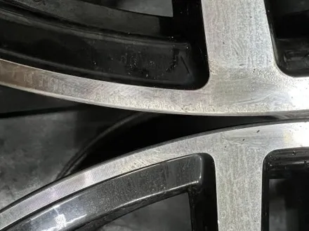 대구 휠복원 대구 휠도색 대구 자동차 휠수리 잘하는 곳 휠플레이 타이어 전문[BMW 3시리즈 순정 19인치 블랙유광 휠도색 작업입니다.] / 대구 서구 평리동