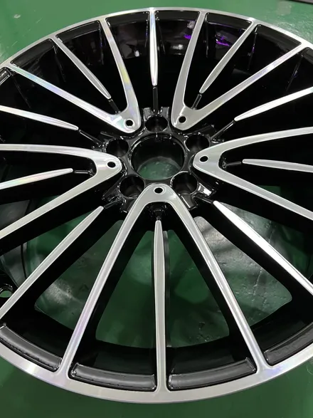 대구 휠복원 대구 휠도색 대구 휠수리 타이어 전문 휠플레이[벤츠 S400 순정 20인치 다이아몬드컷팅 휠복원 작업 입니다.] / 대구 서구 평리동