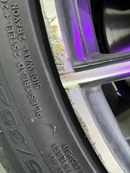 대구 휠복원 대구 휠도색 대구 휠수리 잘하는 곳 타이어 전문 휠플레이[BMW 5시리즈 순정 19인치 다이아몬드커팅 휠복원 작업입니다.] / 대구 서구 평리동