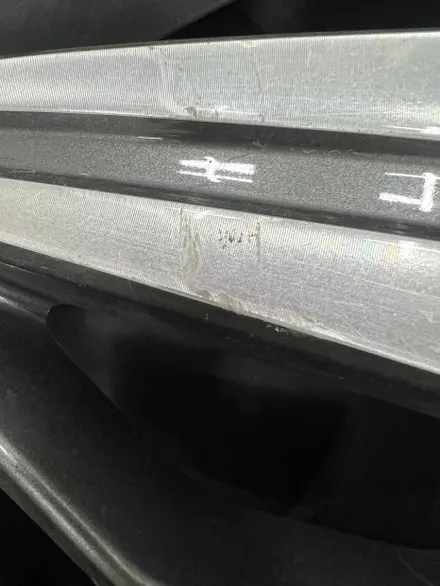 대구 휠복원 대구 휠도색 대구 자동차 휠수리 잘하는 곳 휠플레이 타이어 전문[기아 K8 순정 19인치 블랙펄유광 휠도색 작업입니다.] / 대구 서구 평리동