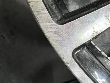 대구 휠복원 대구 휠도색 대구 자동차 휠수리 잘하는 곳 휠플레이 타이어 전문[BMW 3시리즈 순정 19인치 블랙유광 휠도색 작업입니다.] / 대구 서구 평리동