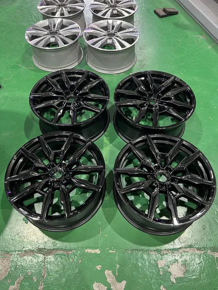 대구 휠복원 대구 휠도색 대구 자동차 휠수리 잘하는 곳 휠플레이 타이어 전문[BMW 850 순정 20인치 블랙펄유광 휠도색 작업입니다.] / 대구 서구 평리동