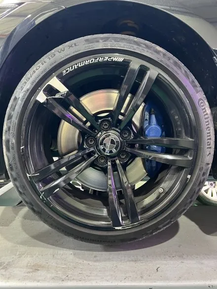대구 휠복원 대구 휠도색 대구 자동차 휠수리 잘하는 곳 휠플레이 타이어 전문[BMW 4시리즈 순정 19인치 블랙반무광 매트블랙 휠도색 작업입니다.] / 대구 서구 평리동