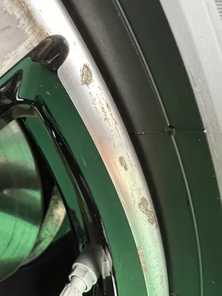 대구 휠복원 대구 휠도색 대구 자동차 휠수리 잘하는 곳 휠플레이 타이어 전문[BMW 3 순정 19인치 다이아몬드커팅 휠복원 작업입니다.] / 대구 서구 평리동