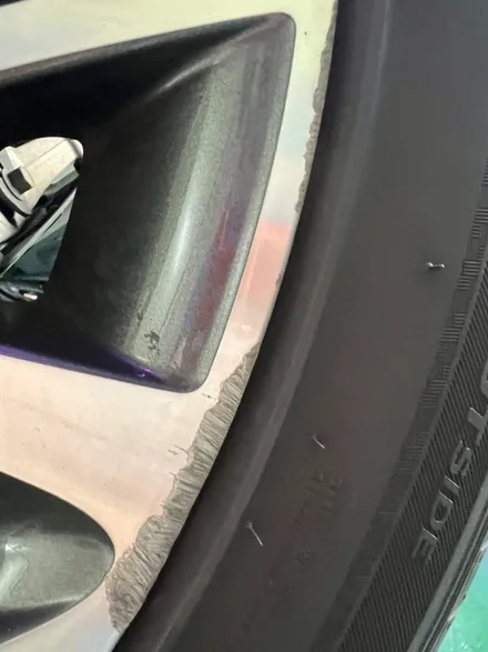 대구 휠복원 대구 휠도색 대구 자동차 휠수리 잘하는 곳 휠플레이 타이어 전문[제네시스 G90 순정 20인치 다이아몬드커팅 휠복원 작업입니다.] 대구 휠복원 성지 / 대구 서구 평리동
