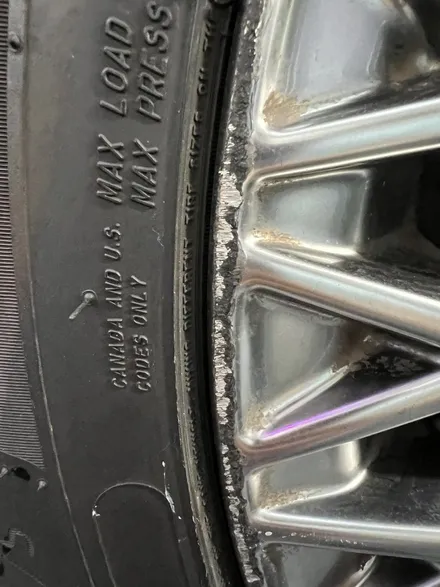 대구 휠복원 대구 휠도색 대구 자동차 휠수리 잘하는 곳 휠플레이 타이어 전문[제네시스 G90 순정 19인치 휠복원 작업입니다.] / 대구 서구 평리동