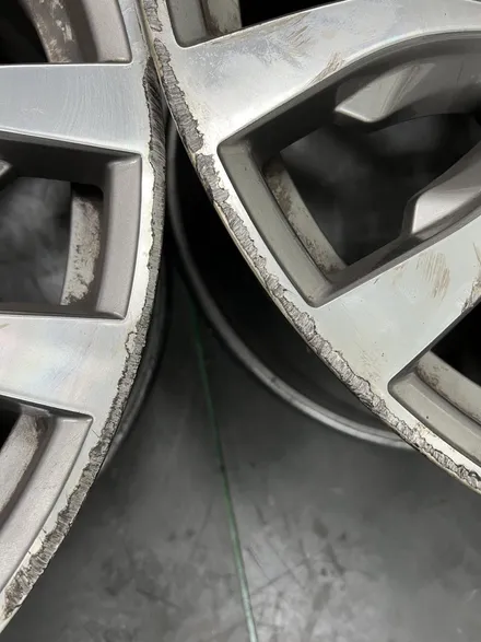 대구 휠복원 대구 휠도색 대구 휠수리 타이어 전문 휠플레이[BMW X5 순정 20인치 다이아몬드컷팅 휠복원 작업입니다.] / 대구 서구 평리동
