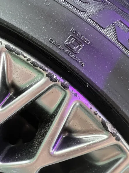 대구 휠복원 대구 휠도색 대구 휠수리 잘하는 곳 휠플레이 타이어 전문 [제네시스 G90 순정 19인치 휠복원 작업입니다.] / 대구 서구 평리동