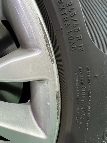 대구 휠복원 대구 휠도색 대구 자동차 휠수리 잘하는 곳 휠플레이 타이어 전문[BMW 5시리즈 순정 18인치 순정 휠복원 작업입니다.] / 대구 서구 평리동