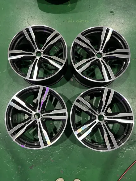 대구 휠복원 대구 휠도색 대구 자동차 휠수리 잘하는 곳 휠플레이 타이어 전문[BMW 7시리즈 순정 20인치 다이아몬드 커팅 휠복원 작업입니다.] / 대구 서구 평리동