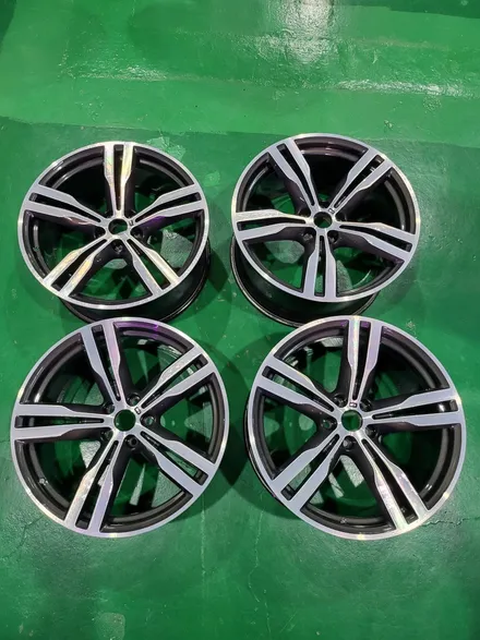 대구 휠복원 대구 휠수리 대구 휠도색 전문샵 휠플레이 [BMW 740 순정 20인치 다이아몬드컷팅 휠복원 작업입니다.] / 대구 서구 평리동