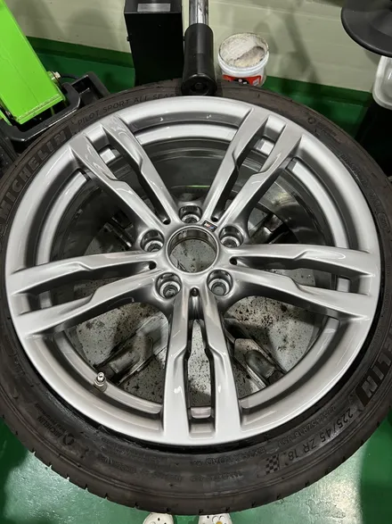 대구 휠복원 대구 휠도색 대구 휠수리 타이어 전문 휠플레이[BMW 3시리즈 순정 19인치 휠복원 작업 입니다.] / 대구 서구 평리동