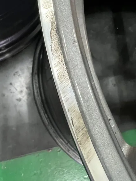 대구 휠복원 대구 휠도색 대구 자동차 휠수리 잘하는 곳 휠플레이 타이어 전문[포르쉐 911 다이아몬드커팅 순정 휠복원] / 대구 서구 평리동